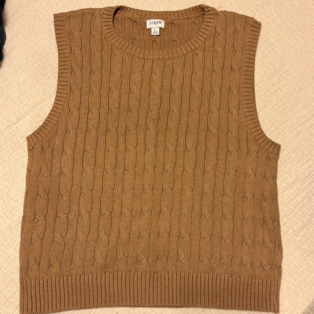 Jcrew cable knit vest size L.
